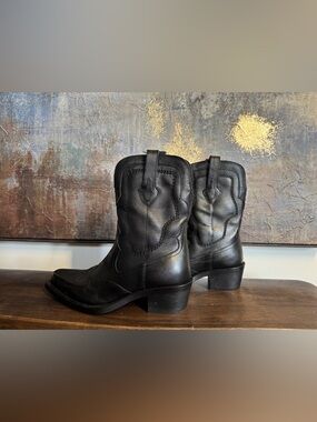 Zara Black Leather Western Ankle Boots